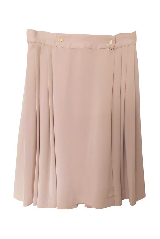 Pink pleated skirt