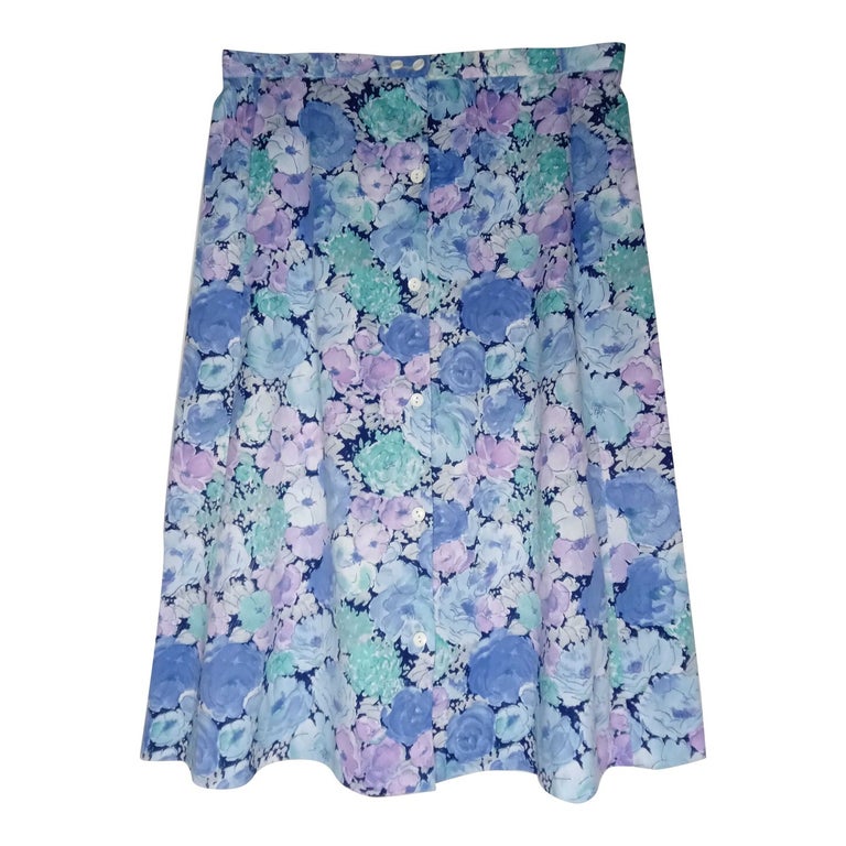 Floral buttoned skirt