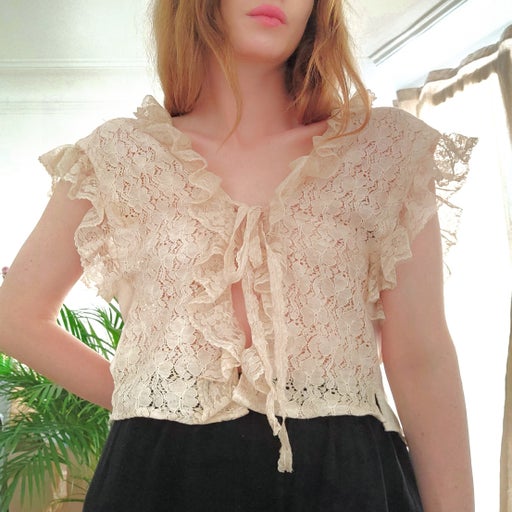 Crop top en dentelle 