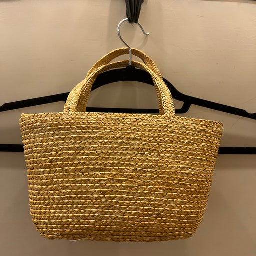 Mini panier brodé