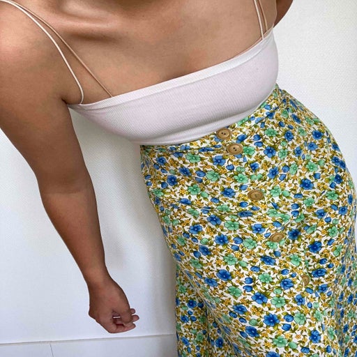 Jupe boutonnée à fleurs