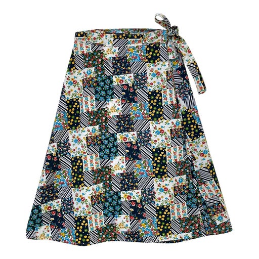 Reversible wrap skirt