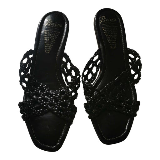 Leather mules