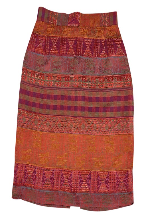 Embroidered mini skirt