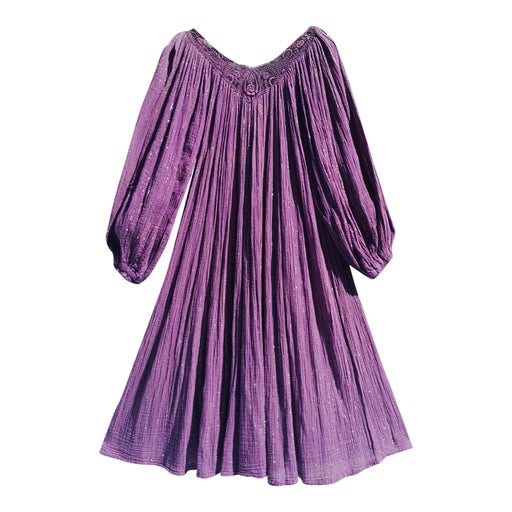 purple dress