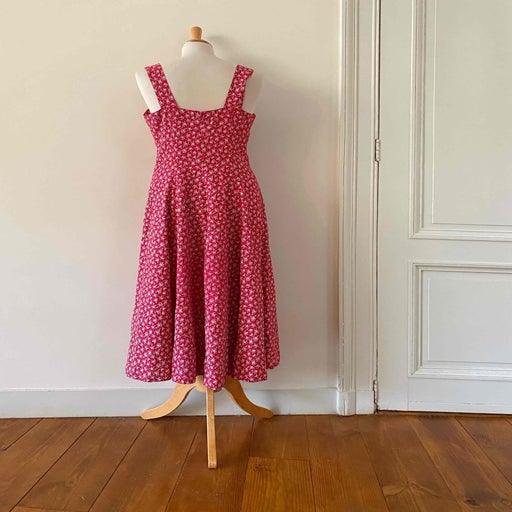 Robe boutonnée à fleurs