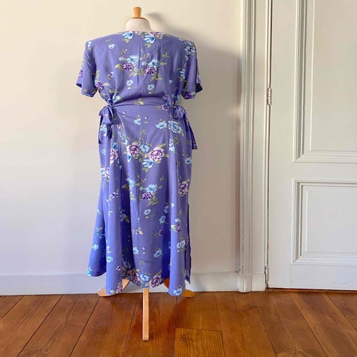 Robe boutonnée à fleurs