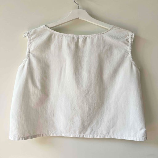 Top brodé en coton