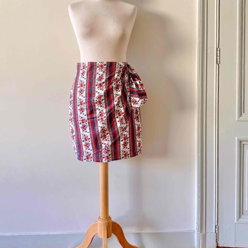 Provencal wrap skirt