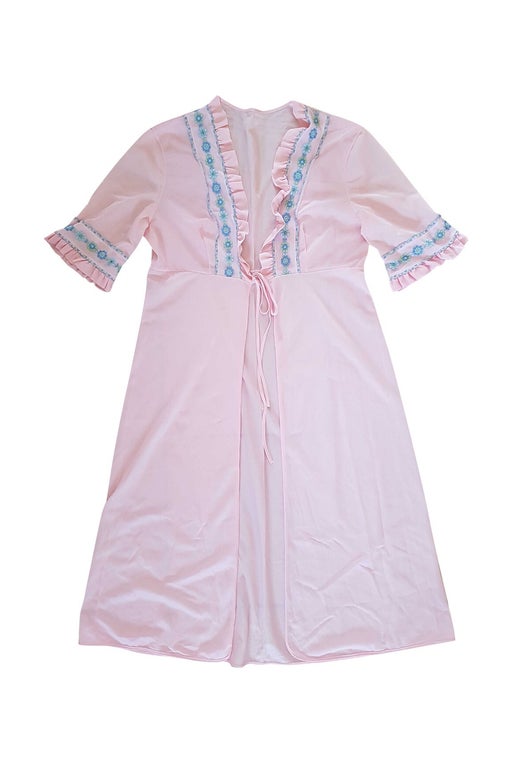 Nightgown to tie