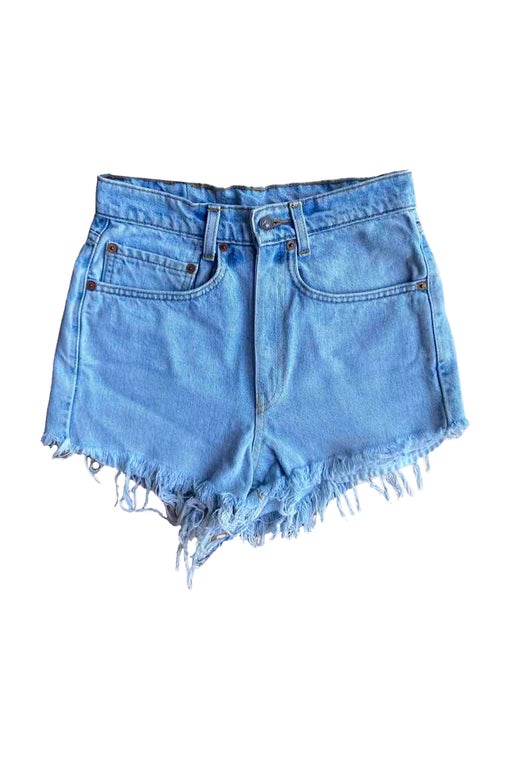 Short Levi's 