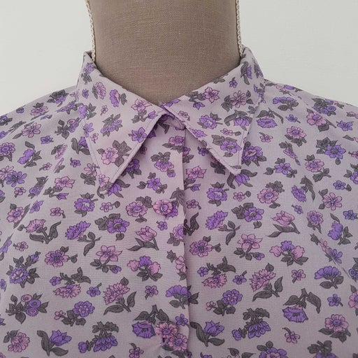 Chemise à fleurs