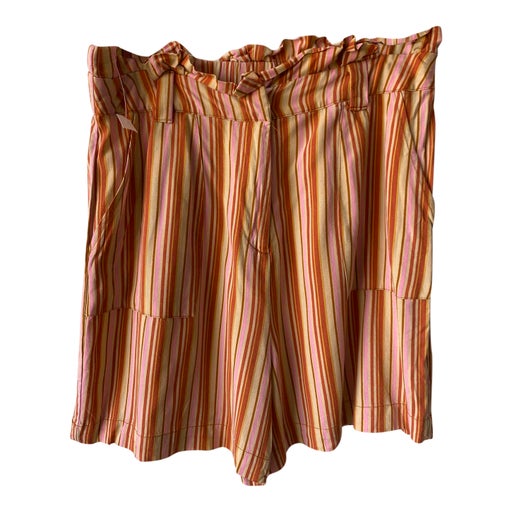Fluid striped shorts