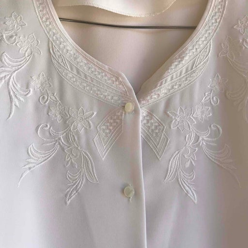 80&#39;s embroidered blouse