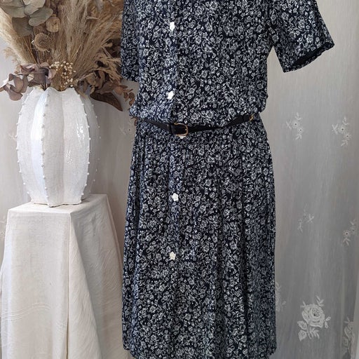 70&#39;s floral dress