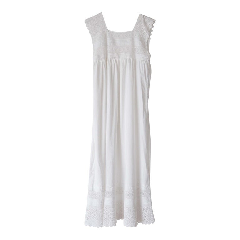 Robe brodée en coton