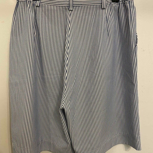 Striped bermuda shorts