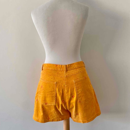 Floral mini shorts