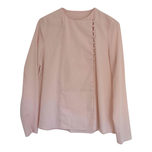 pink blouse