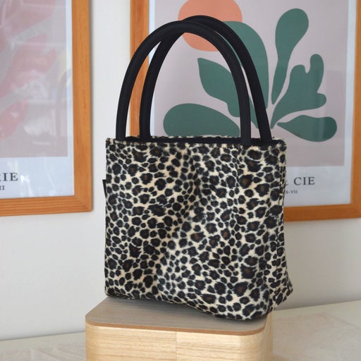 Leopard reversible bag