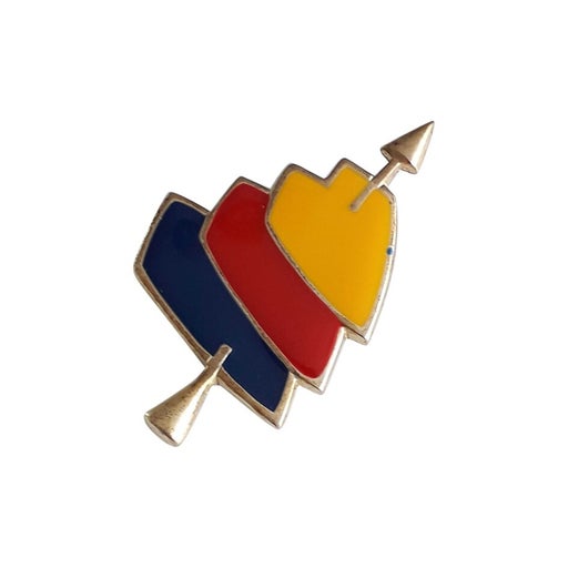Montana brooch