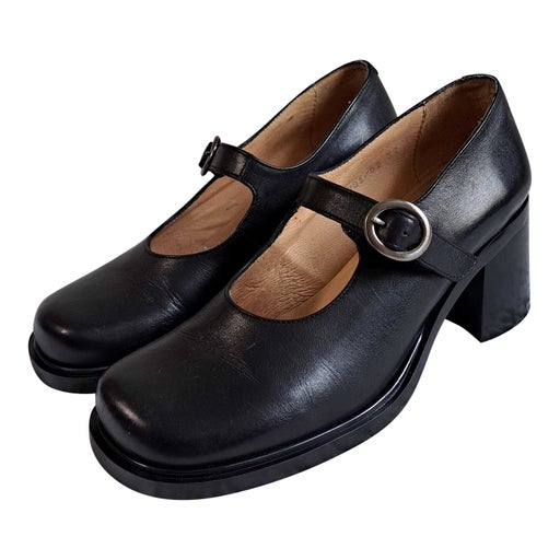 Babies en cuir
