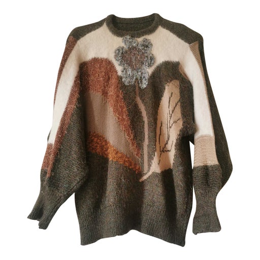 Woolen sweater