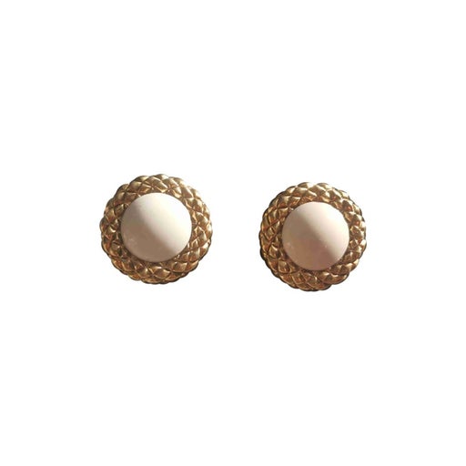 Boucles d'oreilles percées
