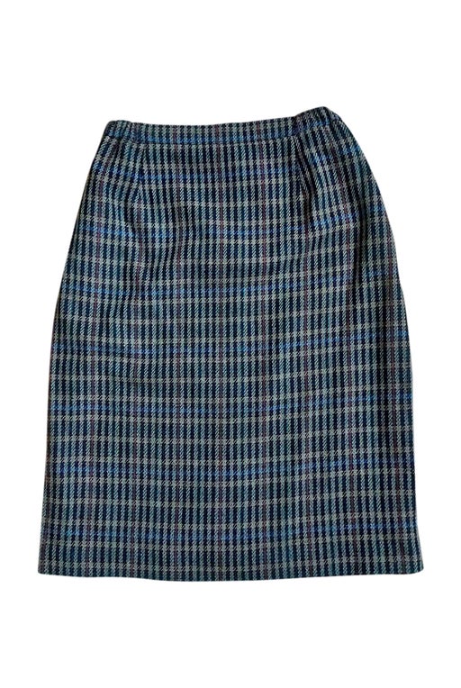 Mid-length wool skirt