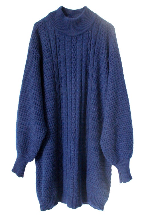 90's blue sweater