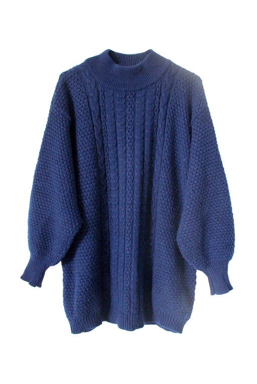 90's blue sweater