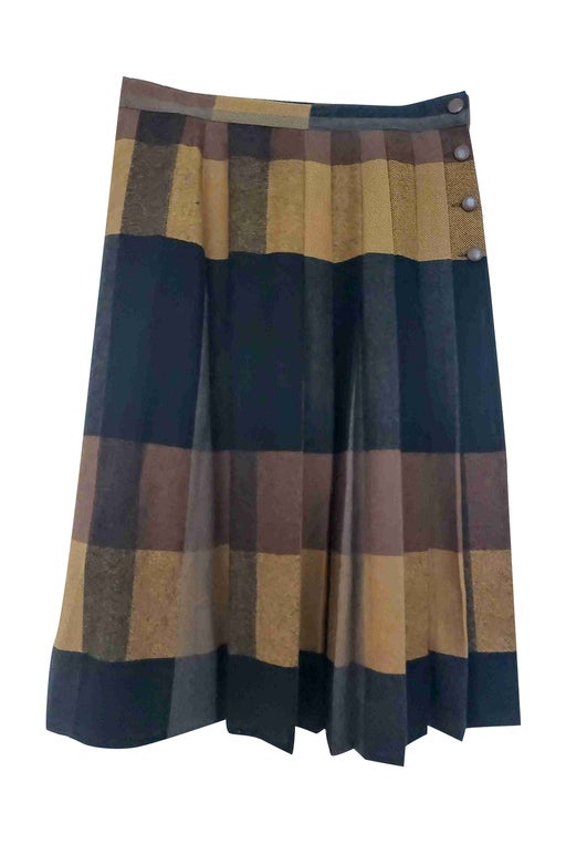 woolen skirt