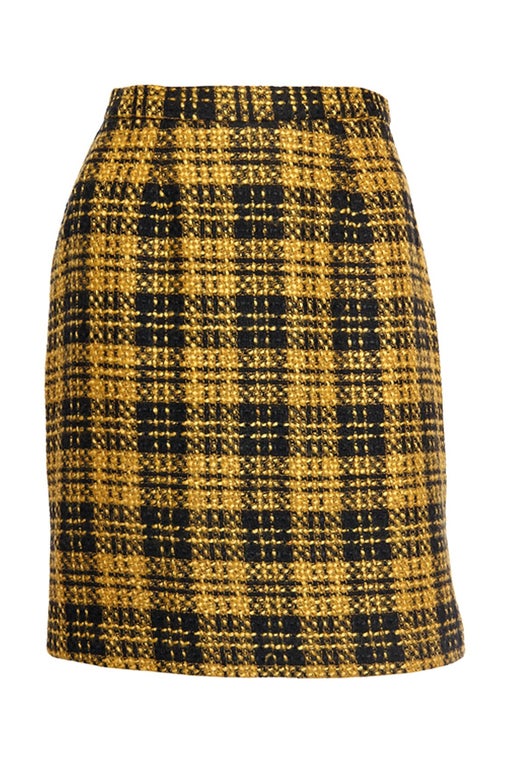 Short tartan skirt