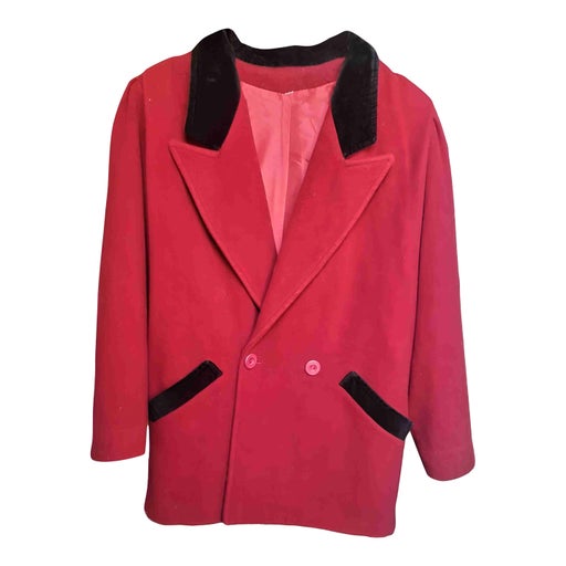Red short coat