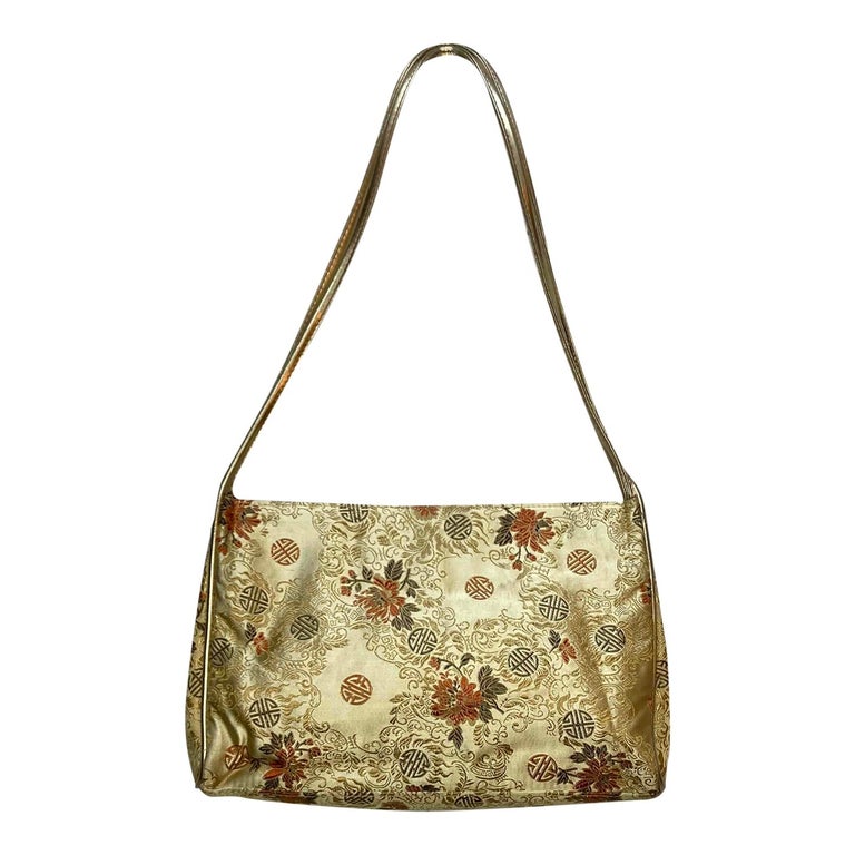 Sac en satin doré