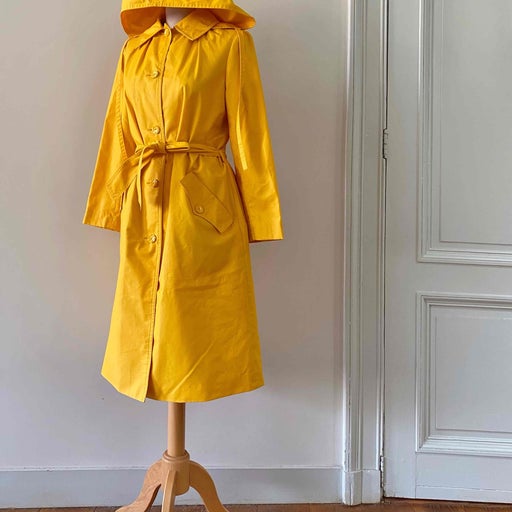 70's yellow trench coat