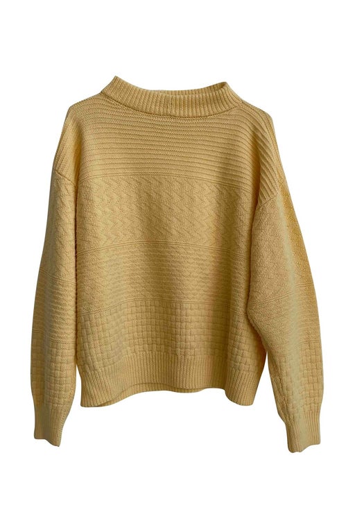 80's yellow sweater