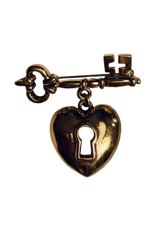 heart brooch