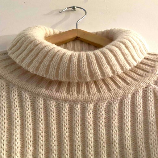 Yves saint laurent store turtleneck