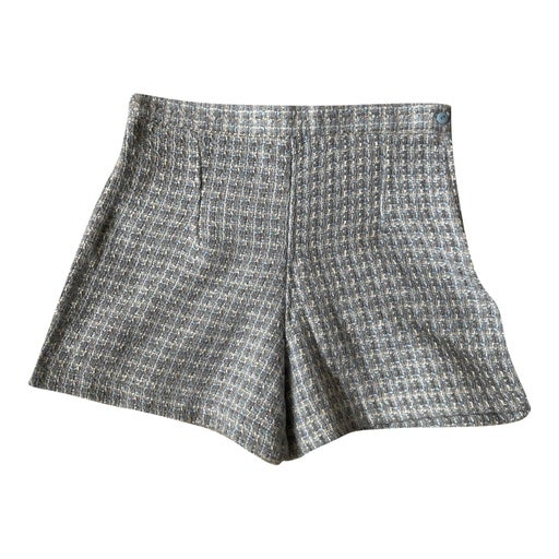 Ten tweed shorts