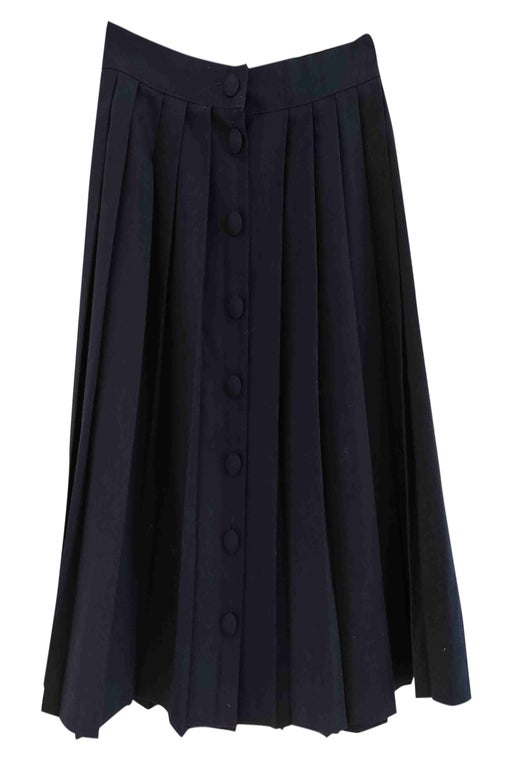Buttoned pleated skirt