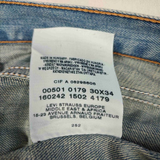 Levi's 501 W30L34 jeans