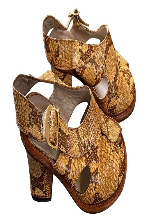 Exotic leather sandals