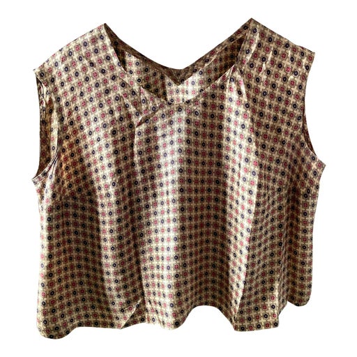 Patterned top