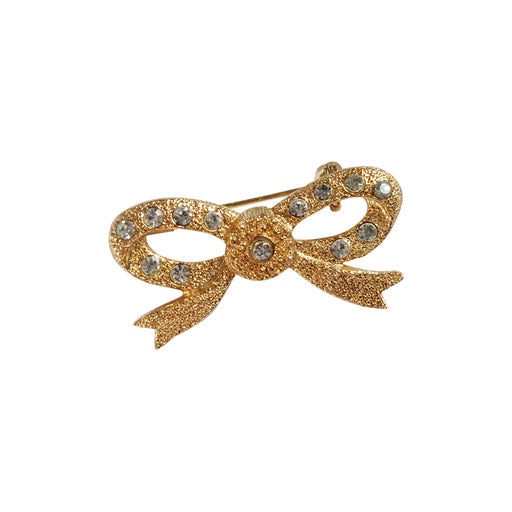 golden brooch