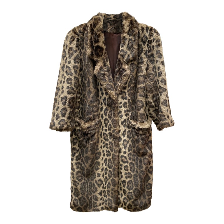 Manteau en fausse fourrure