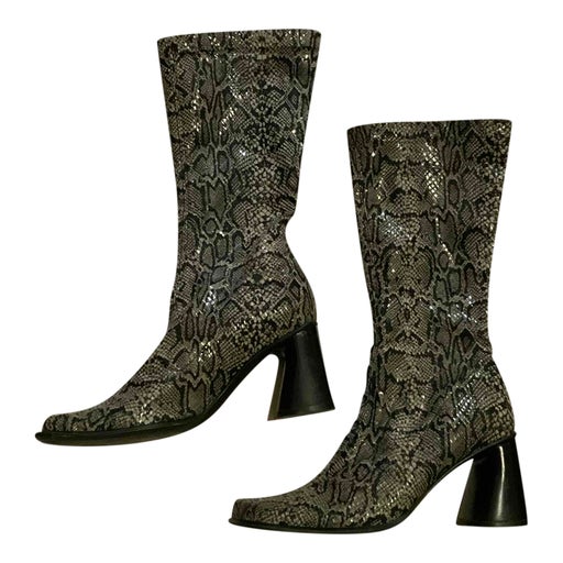 Bottes python