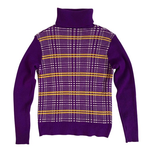Woolen sweater