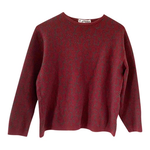 Woolen sweater