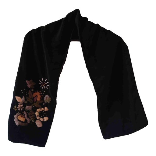 velvet scarf